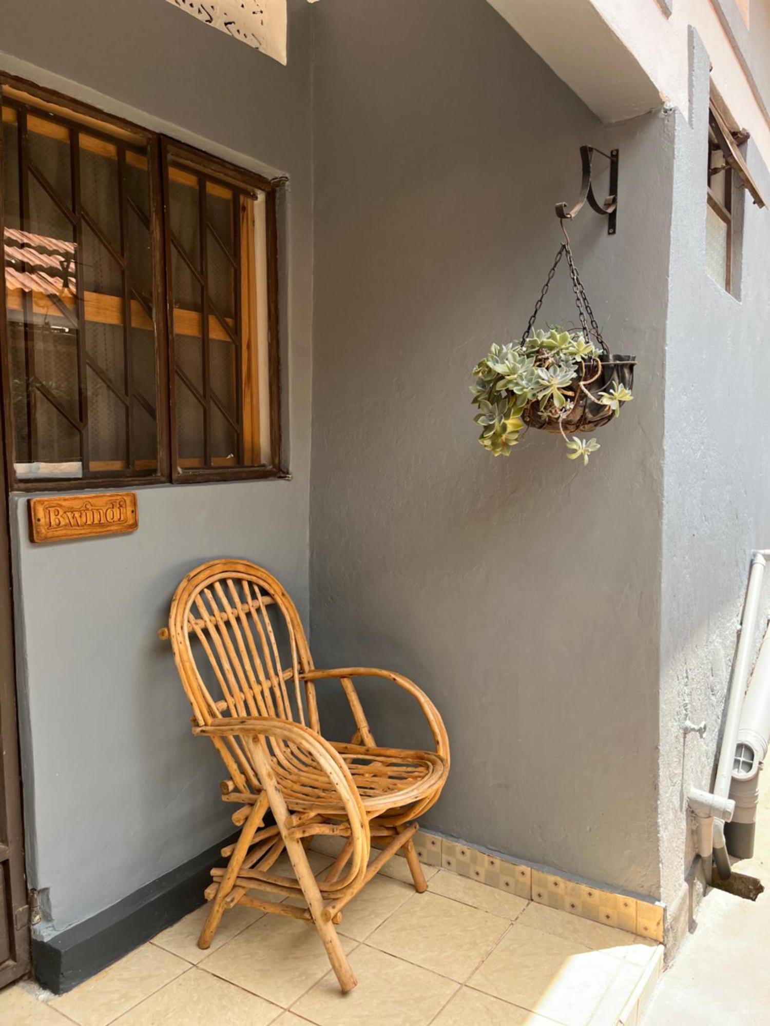 30 Wilson Bed & Breakfast Jinja Exterior foto